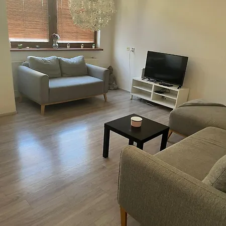 Center Apartment *